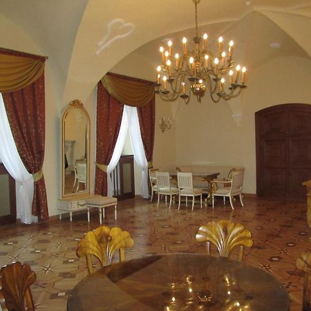 Zamek W Baranowie Sandomierskim Баранув-Сандомерский Экстерьер фото